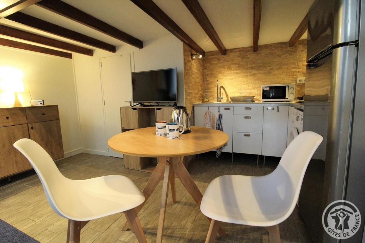 Gite Le Magneval Lyon Exterior photo